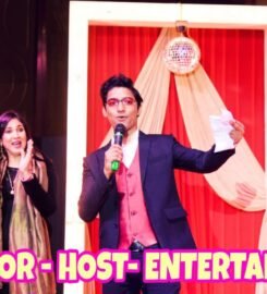 Anchor Shivam Tiwari