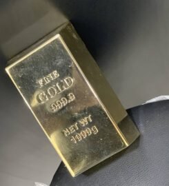 Siddhivinayak Trophies and Gift