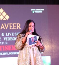 Anchor Shweta Zanwar