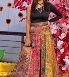 Anchor Shivani Singh