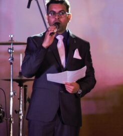 Anchor Nitish Sharma