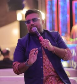 Anchor Ruchit Shah
