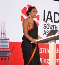 Emcee Binny Advani